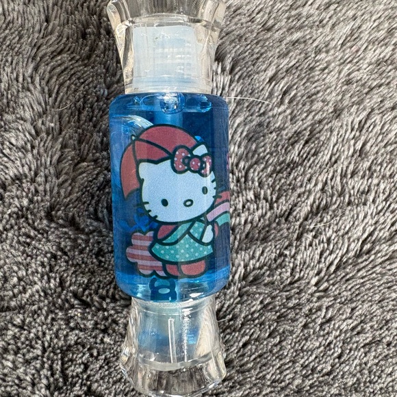 Hello Kitty Bundle - Picture 9 of 13